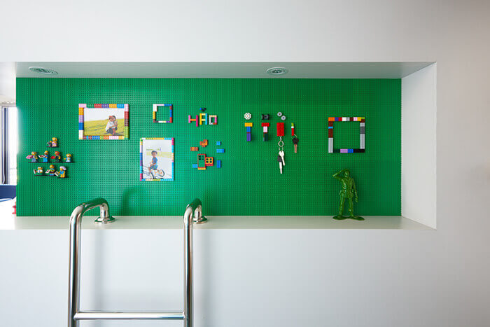 Projeto criativo do apartamento temático de LEGO
