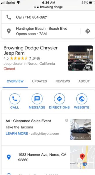 O Google agora mostra anúncios concorrentes em perfis de empresas locais