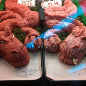 Esculturas incomuns de carne moída do artista gastronômico Kieran Gormley