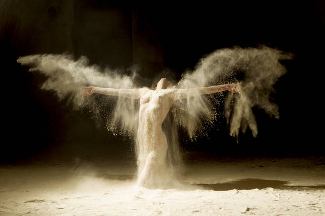 Fotografia de dançarinos por Ludovic Florent