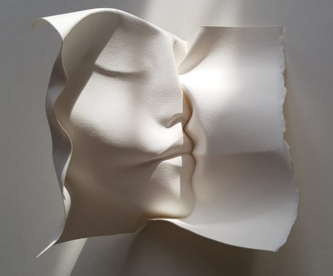 Esculturas Sensuais De Papel Beijando Por Polly Verity Ed Rodrigues Web Designer Freelancer